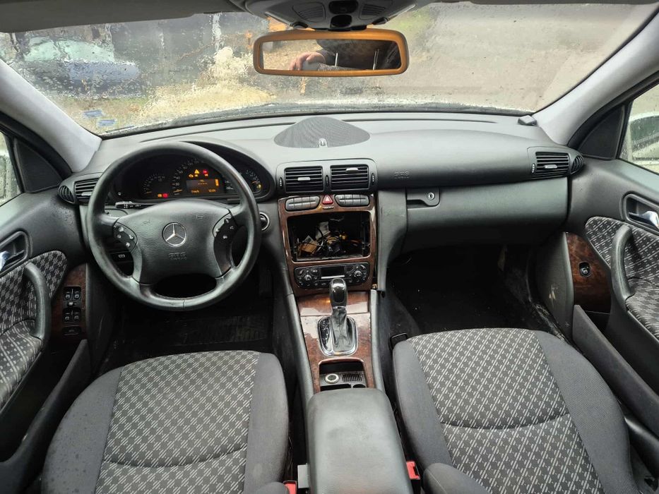 Mercedes W203 C320 218кс 4Matic M112 седан автоматик НА ЧАСТИ!