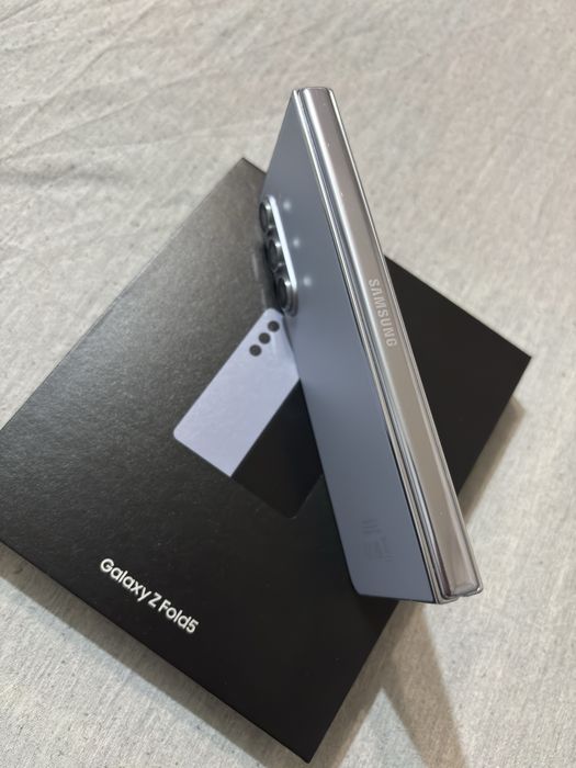 Samsung z fold 5