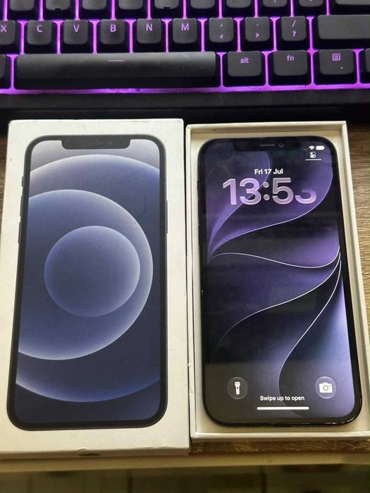 Vând iPhone 12 64GB
