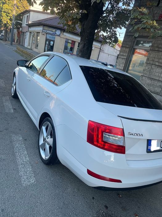 SKODA Octavia 2015 — imagine 4