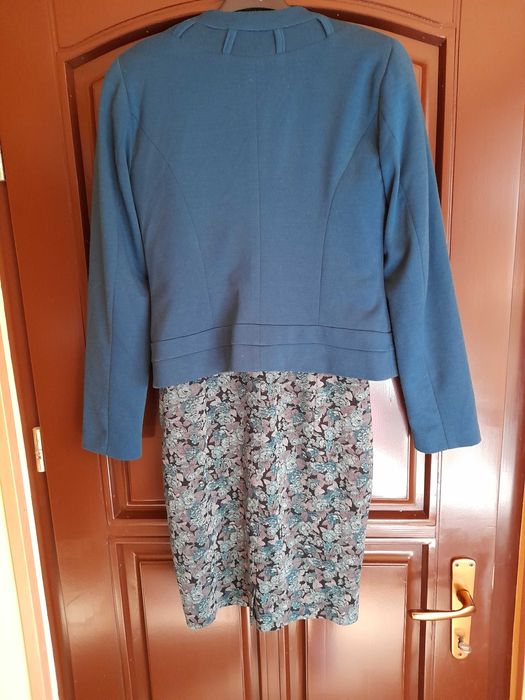 Costumas dama din jerse, rochita model floral si sacou turchiz - 40