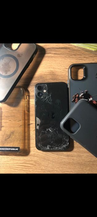 Продам айфон 11 дешево