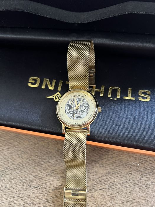 Дамски часовник STUHRLING