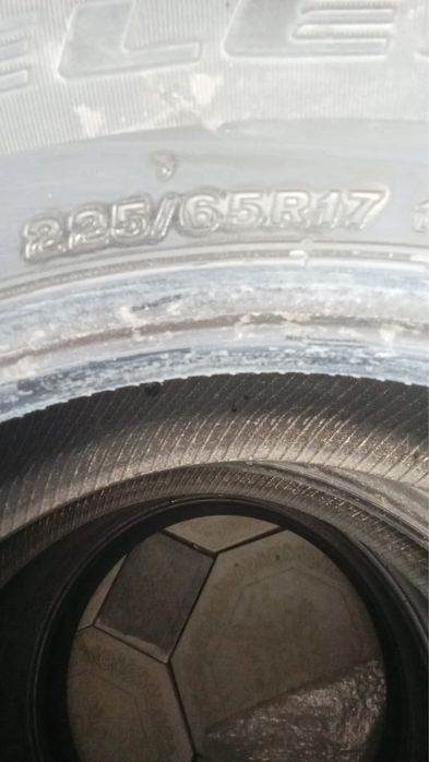 Шины комплект Bridgestone 255/65 R17