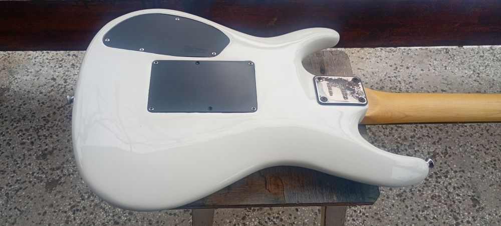 Ibanez 540 R. Radius  Made in Japan.