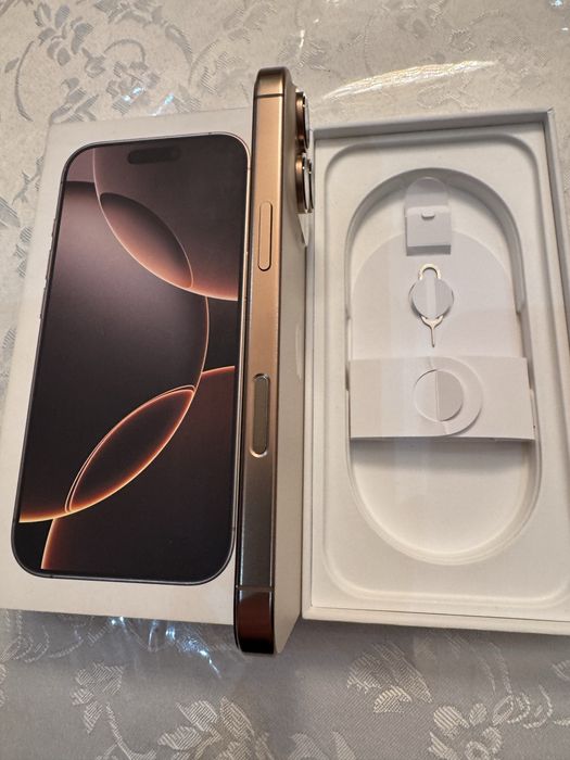 iPhone 16 Pro 256GB Desert Titanium