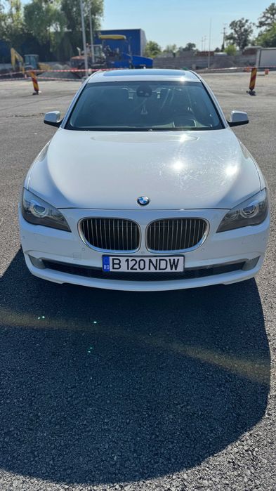 BMW 7 Series 2012 — imagine 2