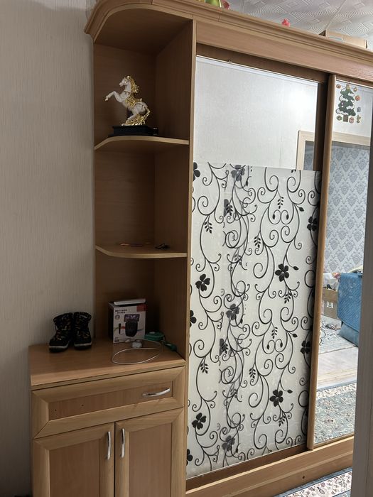 Продам шкаф купе