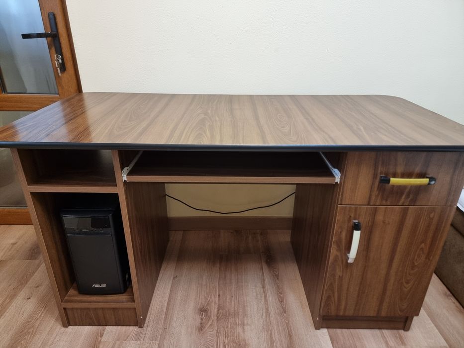 Birou solid pentru PC 141 x 66 x 77