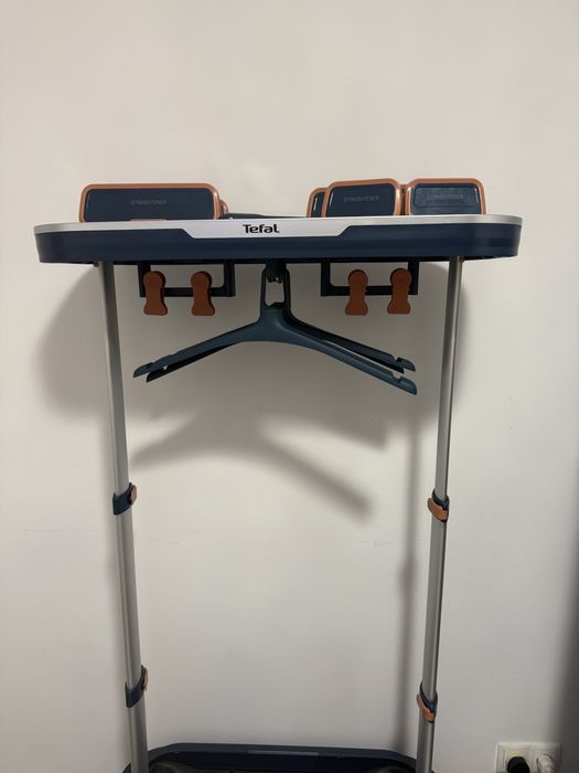 Sistem de calcat vertical TEFAL cu functii de steam ,quick refresh