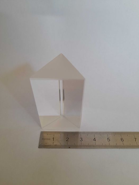 Prismă optică 50×30 mm