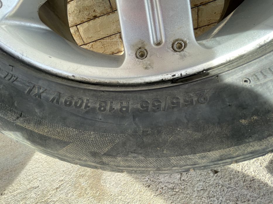 Гуми с джанти 18