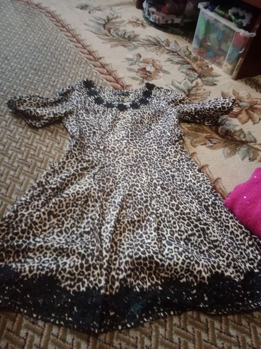 Отдам вещи на девушку