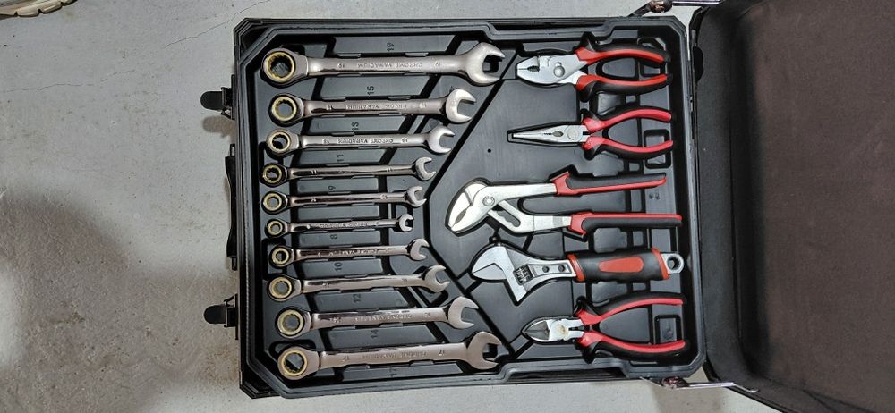 Куфар с Инструменти  189 части