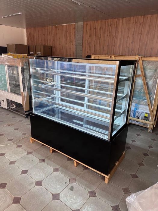 Витринные холодильники