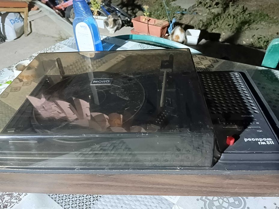 Грамофон респром,цена по споразумение