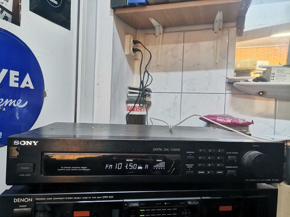 Tuner sony pt piese sau restaurare