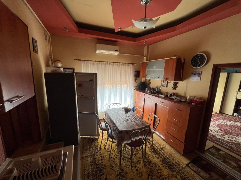 Vand apartament 2 camere