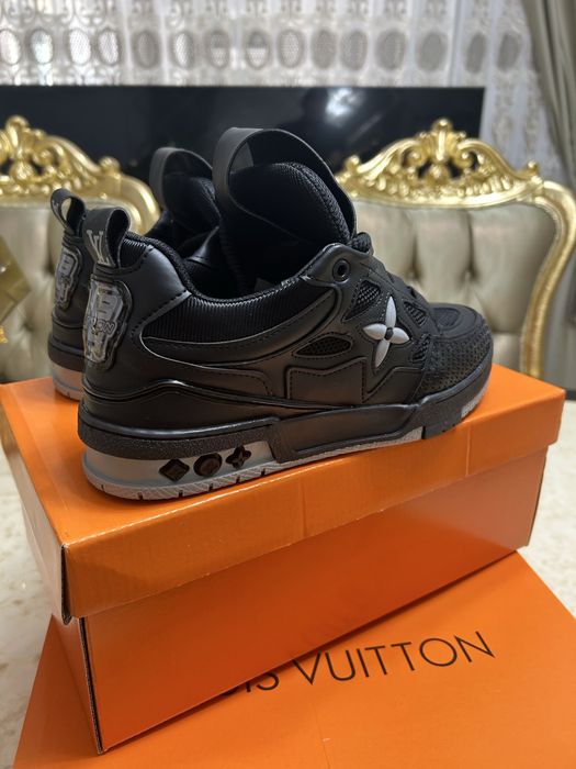 Adidasi Louis Vuitton nou