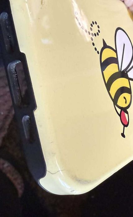 Кейсове за Iphone 16 pro прочетете описанието