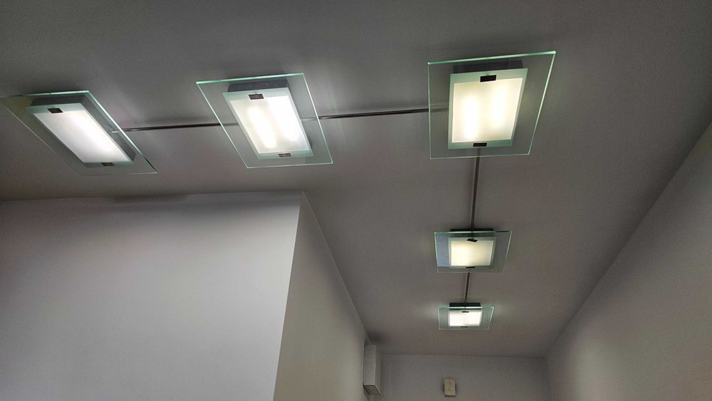 Осветителни тела (лампи) за офис или дома - пълно оборудване