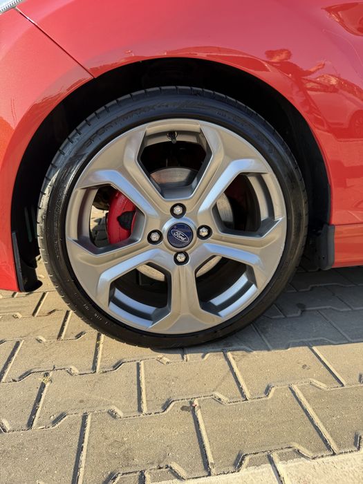 Ford Fiesta ST 182