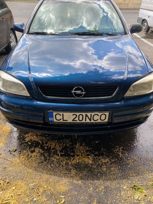 Vând Opel astea G