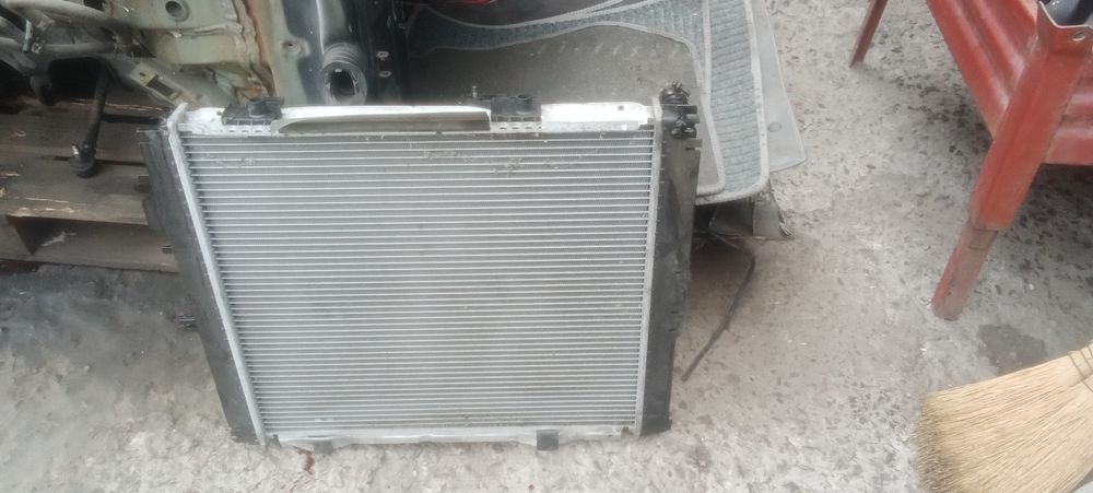 Мерседес 124 запчасти.