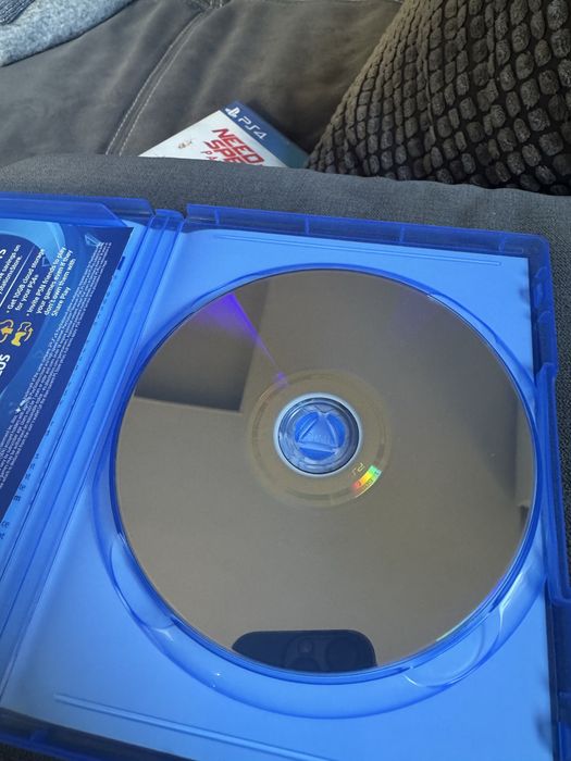 Продавам игра за PlayStation 4/5 Gran Turismo Sport