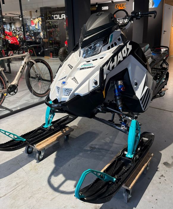 Snowmobil Polaris Patriot RMK Khaos Boost 155 Sash Model 2025 Utilizat