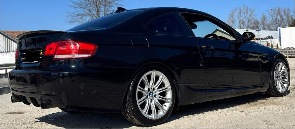 Dezmembrez BMW 335i E92 M-Pachet cutie automata,NAVI Logic 7 Keyless Entry Recaro piele volan M cu padele