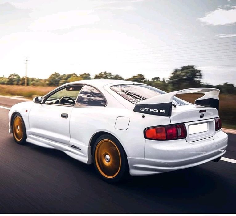 Проставки для спойлера Toyota Celica