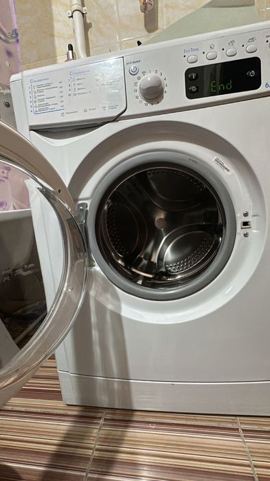 Срочно! Продам стиральную машину (б/у)