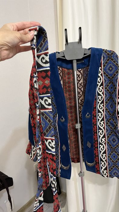 Киім сатылады. Продается одежда