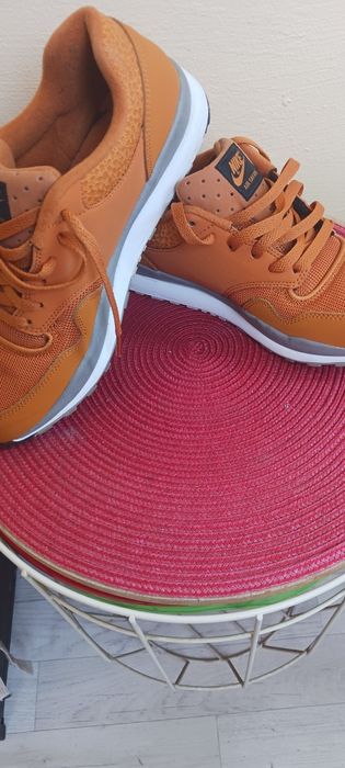 Nike AIR SAFARI nr 41 / 42 cutie adidas new balance under armour puma