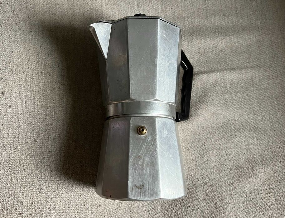 Cafetiera aluminiu 6 cesti 300ml pentru plita prin infuzie