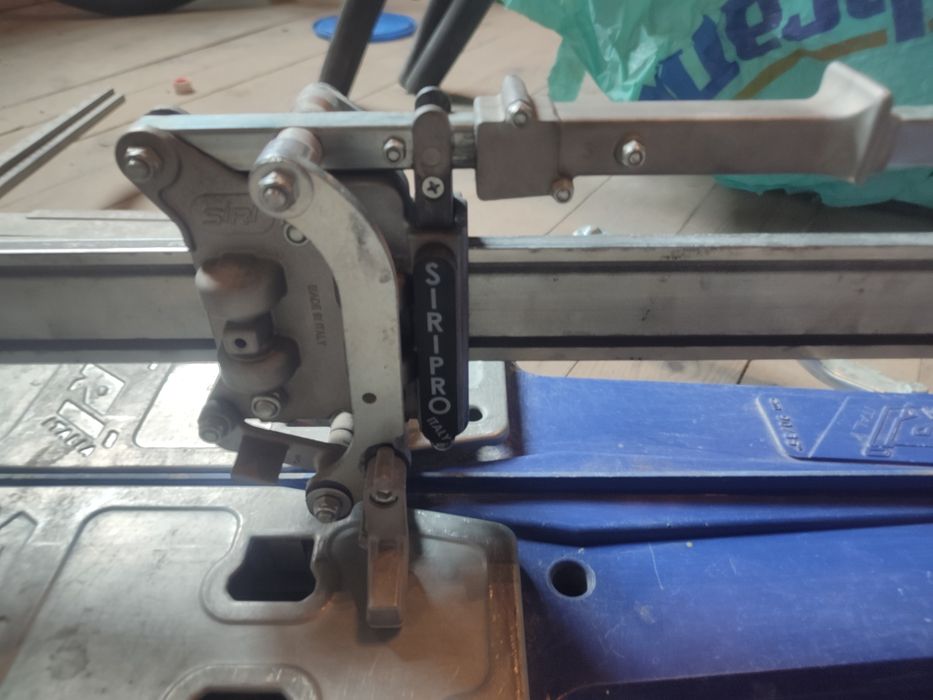 Машина за рязане плочки