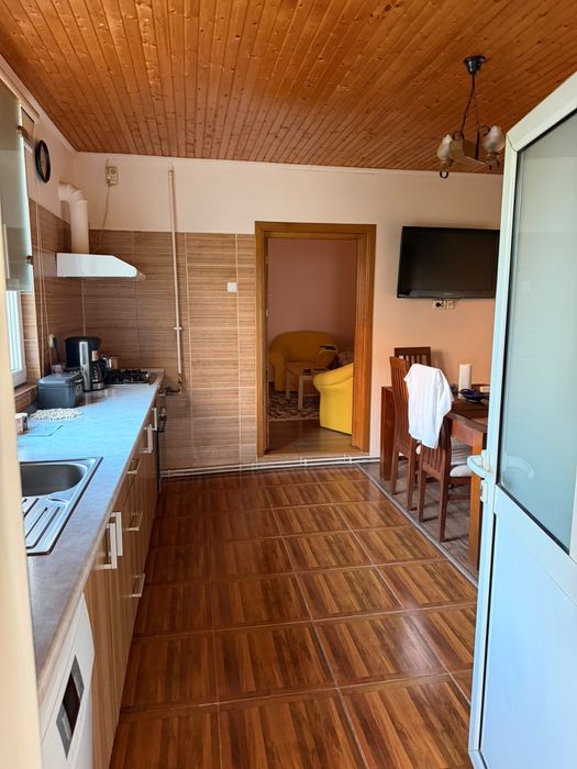 Casa cu teren 1000mp