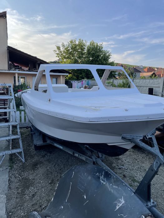 Barca 4,95 m impecabila!
