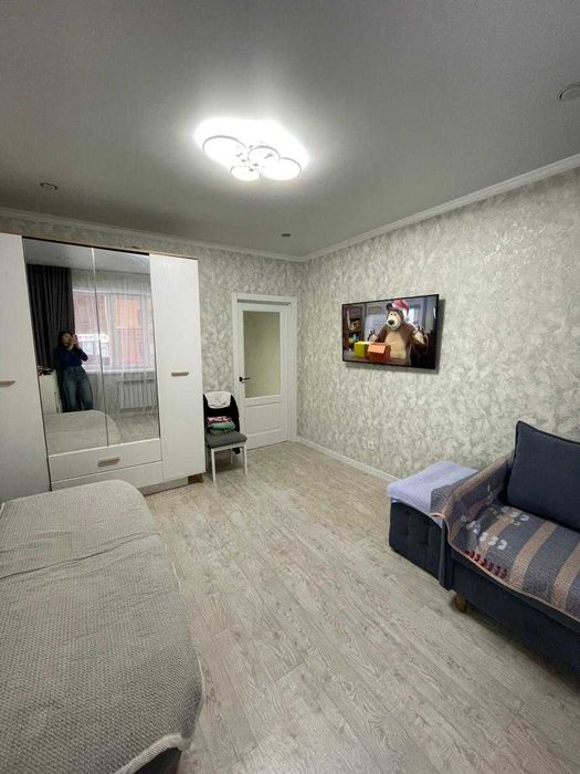 Продается 1 комнатная Жас Оркен.