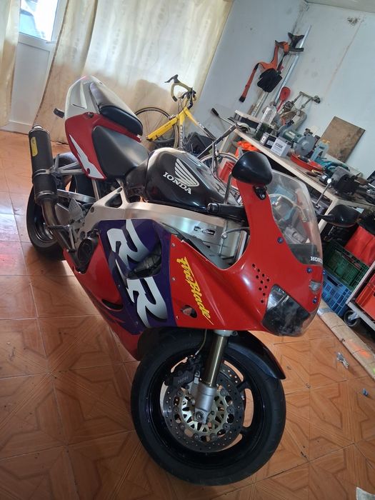 Honda cbr 918 nu pornește, motor perfect