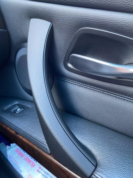 Дръжка за вътрешна КОМПЛЕКТ  БМВ Е90 91 92 BMW E90 E91  E92 НОВИ