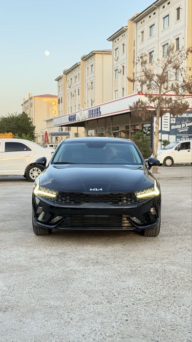 Срочна янги Kia K5 4Позиця 2 матор 2023га 2024 сотилади