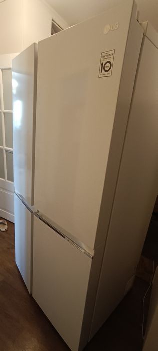 Продам холодильник LG side-by-side