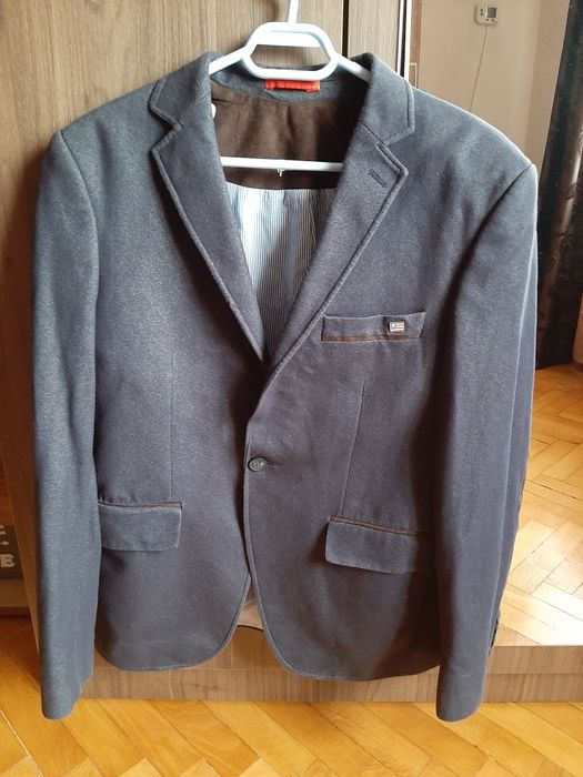 Sacouri bărbați elegante