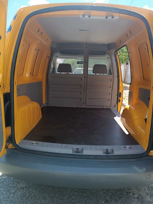 VW Caddy 2.0 sdi 2009 г.