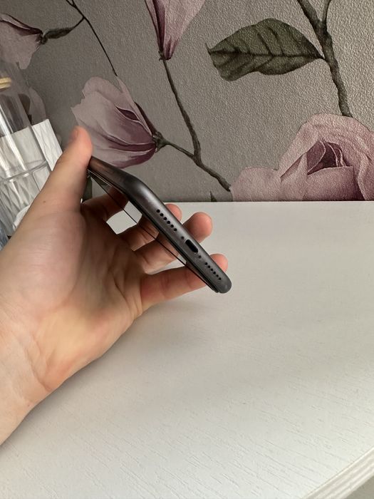 Продам Iphone 11 128gb