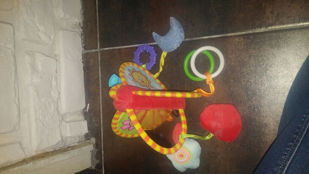 Oгледална играчка