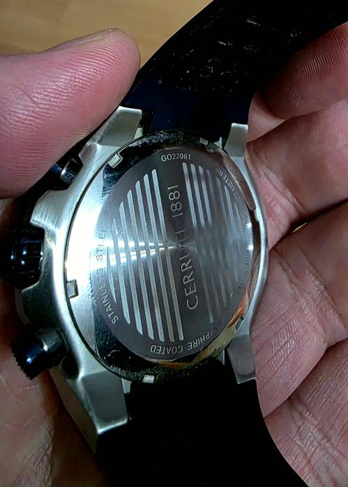 Продам наручные часы Cerruti