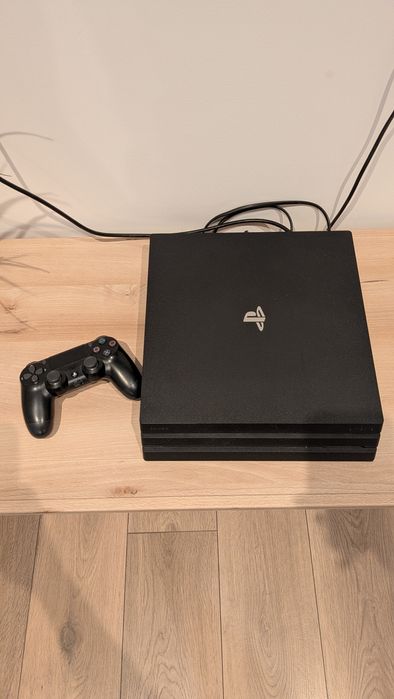 Ps4 pro 1 TB Controller original